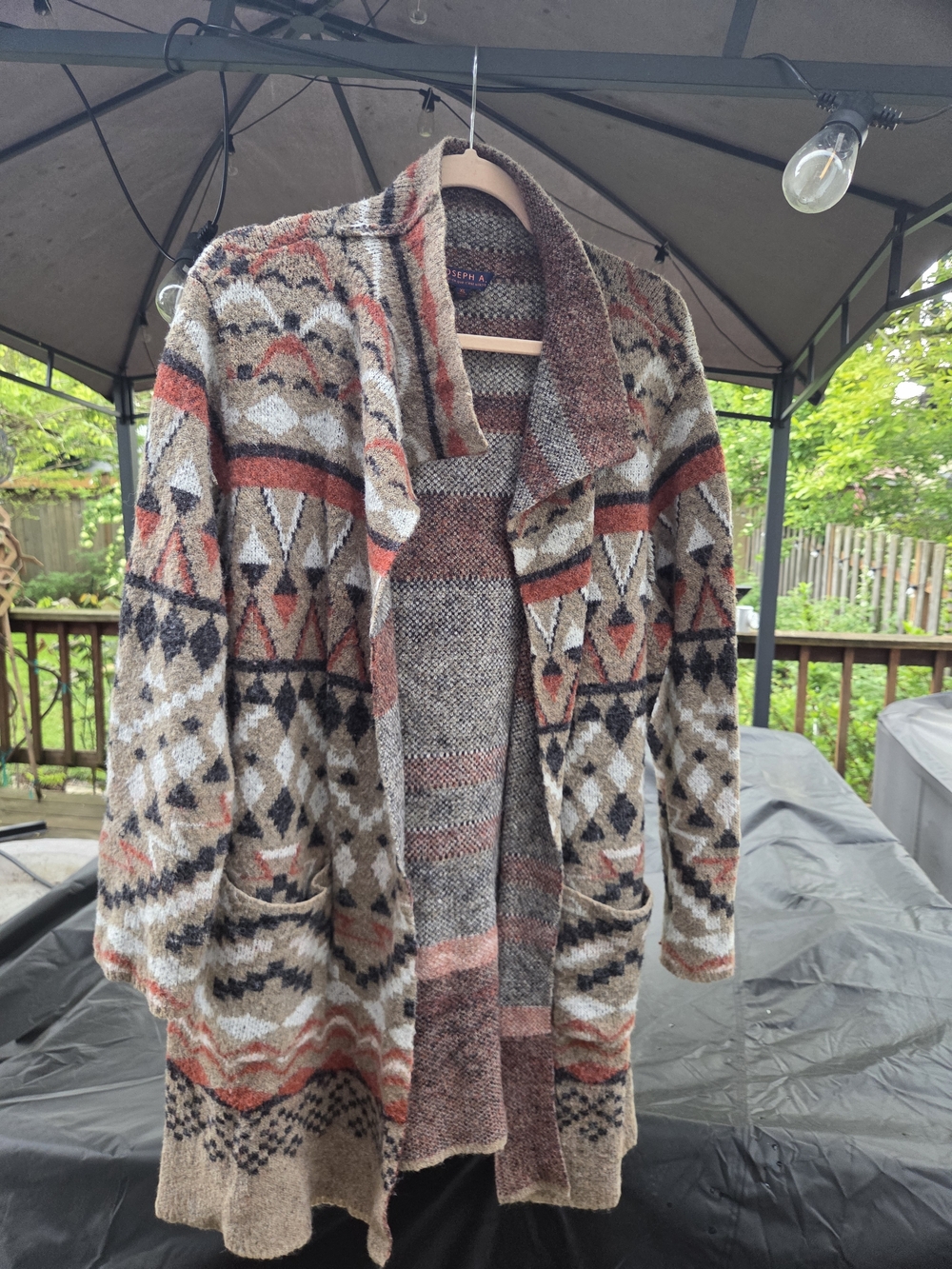 Joseph A Open-Front Aztec Pattern Cardigan in Tan, Rust & Black
